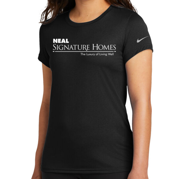   - Women's Swoosh Sleeve rLegend Tee Thumbnail